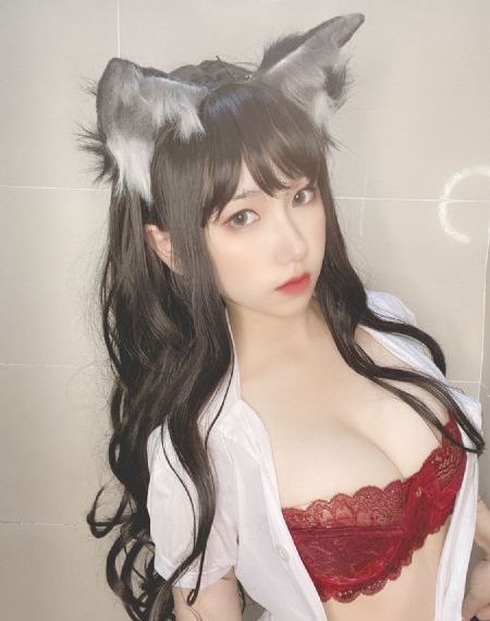 娇妻与大狼拘作爱