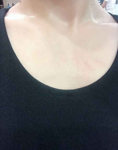 年轻的邻居的阿