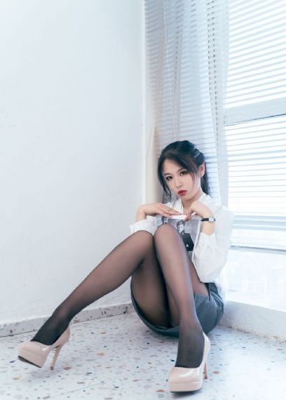 美女免费观看